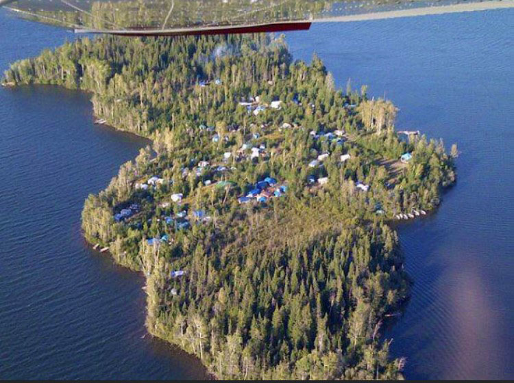 Red Sucker Lake - Wapisee Cultural Days.jpg (147 KB)